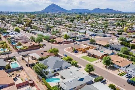 Desert Oasis Family Retreat Old Town Scottsdale Tatil Evi